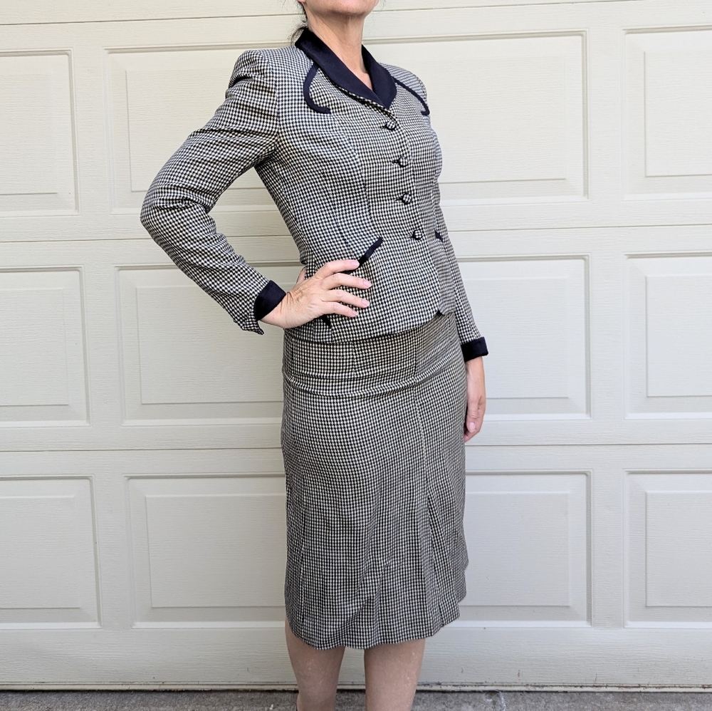 1940's HOUNDSTOOTH WOOL SKIRT SUIT jacket set 40's XS S